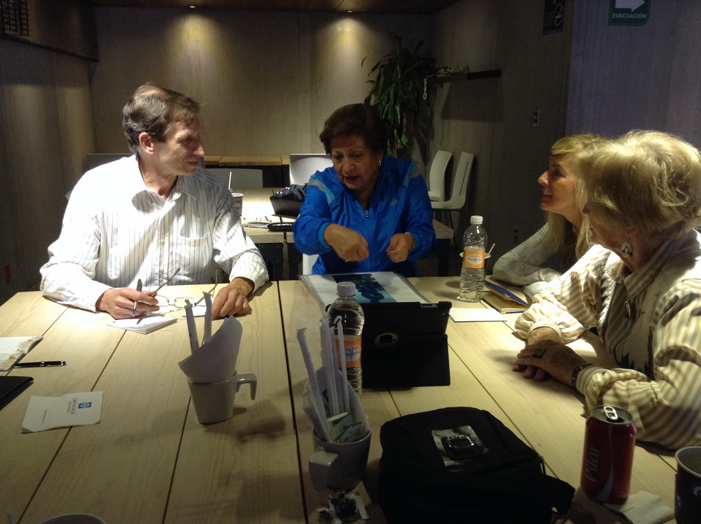 mesa_directiva_con_ivan_dubovicky-001.jpg